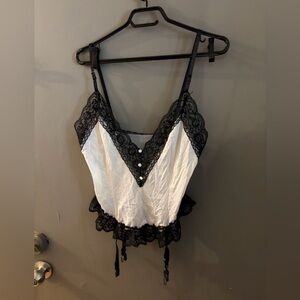 Vintage entre nue nylon Black and White Lace Trim Camisole